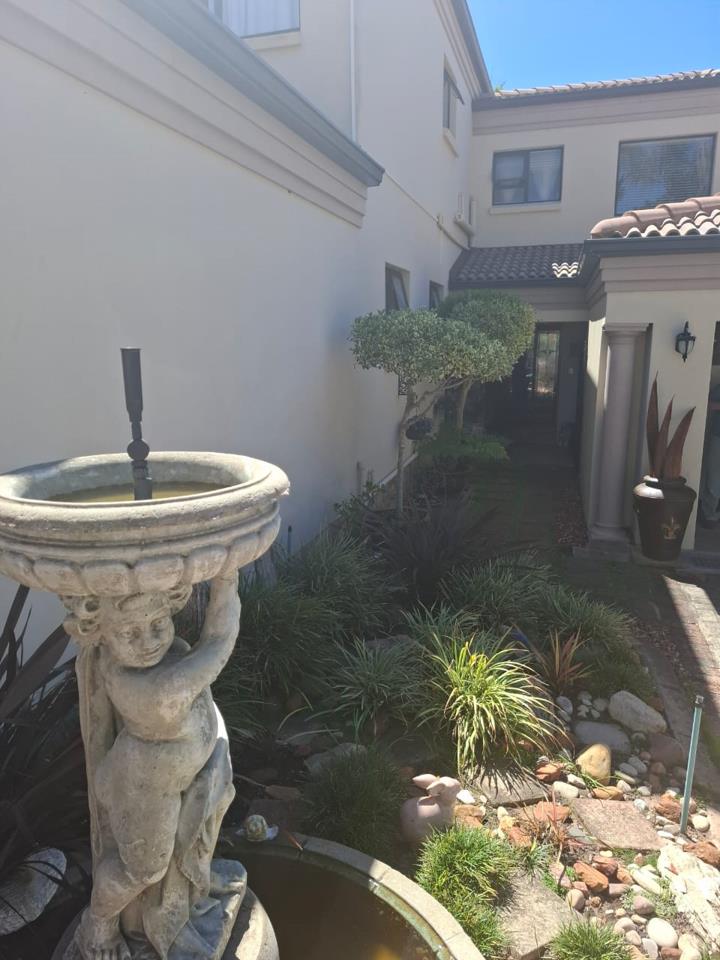 3 Bedroom Property for Sale in Linkside Western Cape